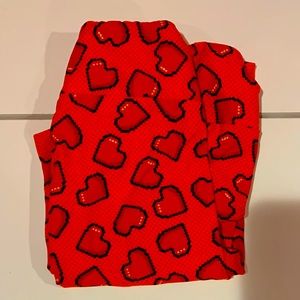 LuLaRoe Heart Valentine Pixel Red Leggings OS